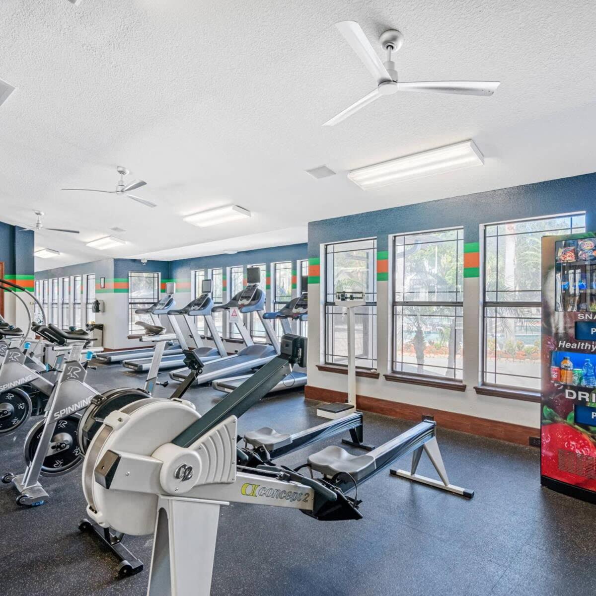 Villa 4Bd 2 Mi To Usf Free Pool + 24 Hour Gym Tampa Esterno foto