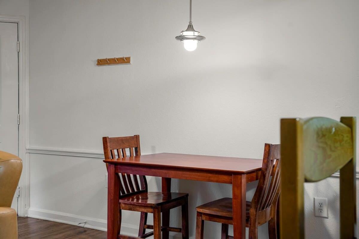 Villa 4Bd 2 Mi To Usf Free Pool + 24 Hour Gym Tampa Esterno foto