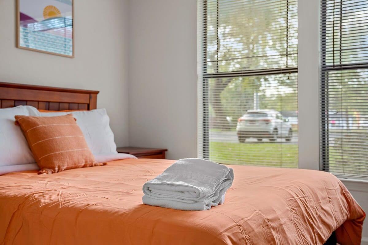 Villa 4Bd 2 Mi To Usf Free Pool + 24 Hour Gym Tampa Esterno foto