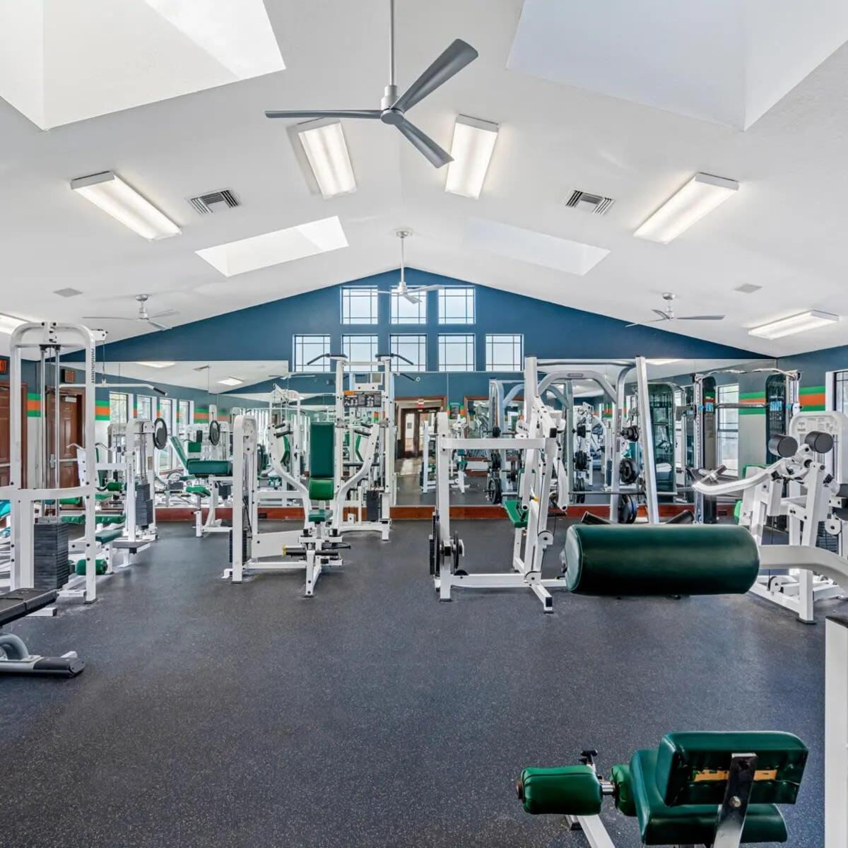 Villa 4Bd 2 Mi To Usf Free Pool + 24 Hour Gym Tampa Esterno foto