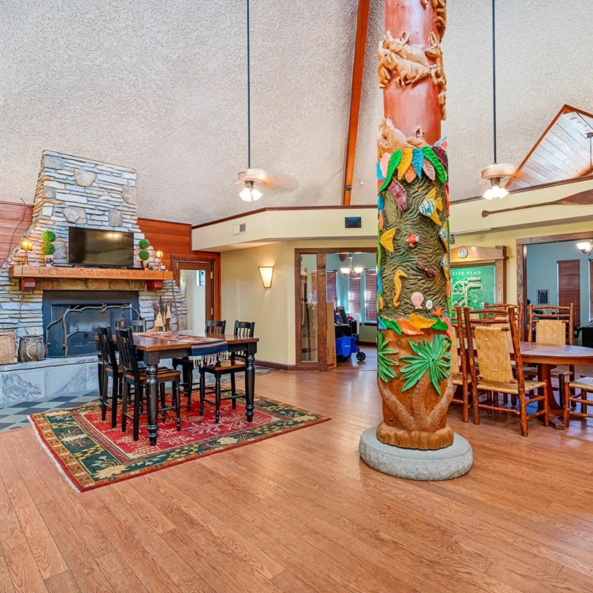 Villa 4Bd 2 Mi To Usf Free Pool + 24 Hour Gym Tampa Esterno foto